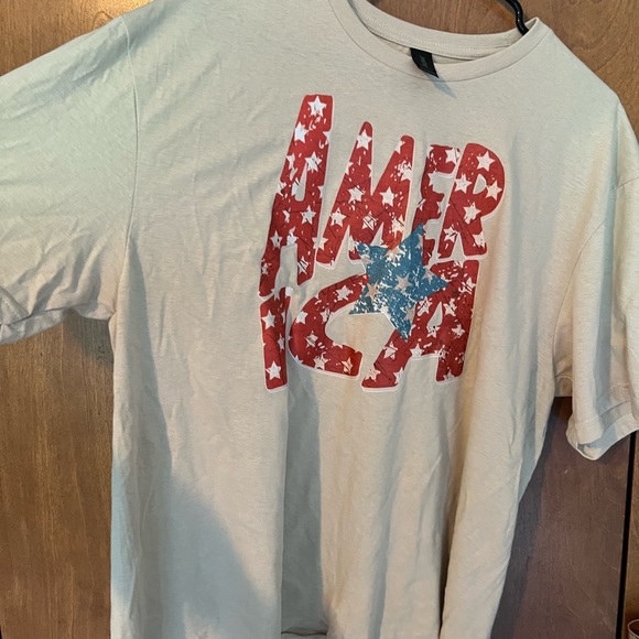 America Graphic Tee - Picture 2 of 3
